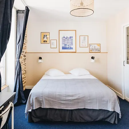 Hostel Les Chouettes *